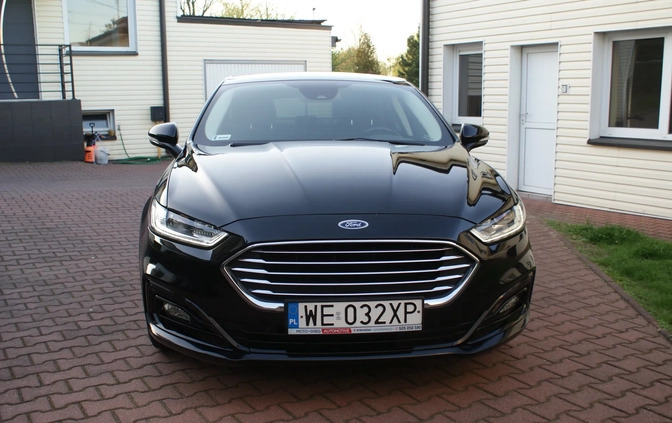 Ford Mondeo cena 53800 przebieg: 195000, rok produkcji 2019 z Stryków małe 407